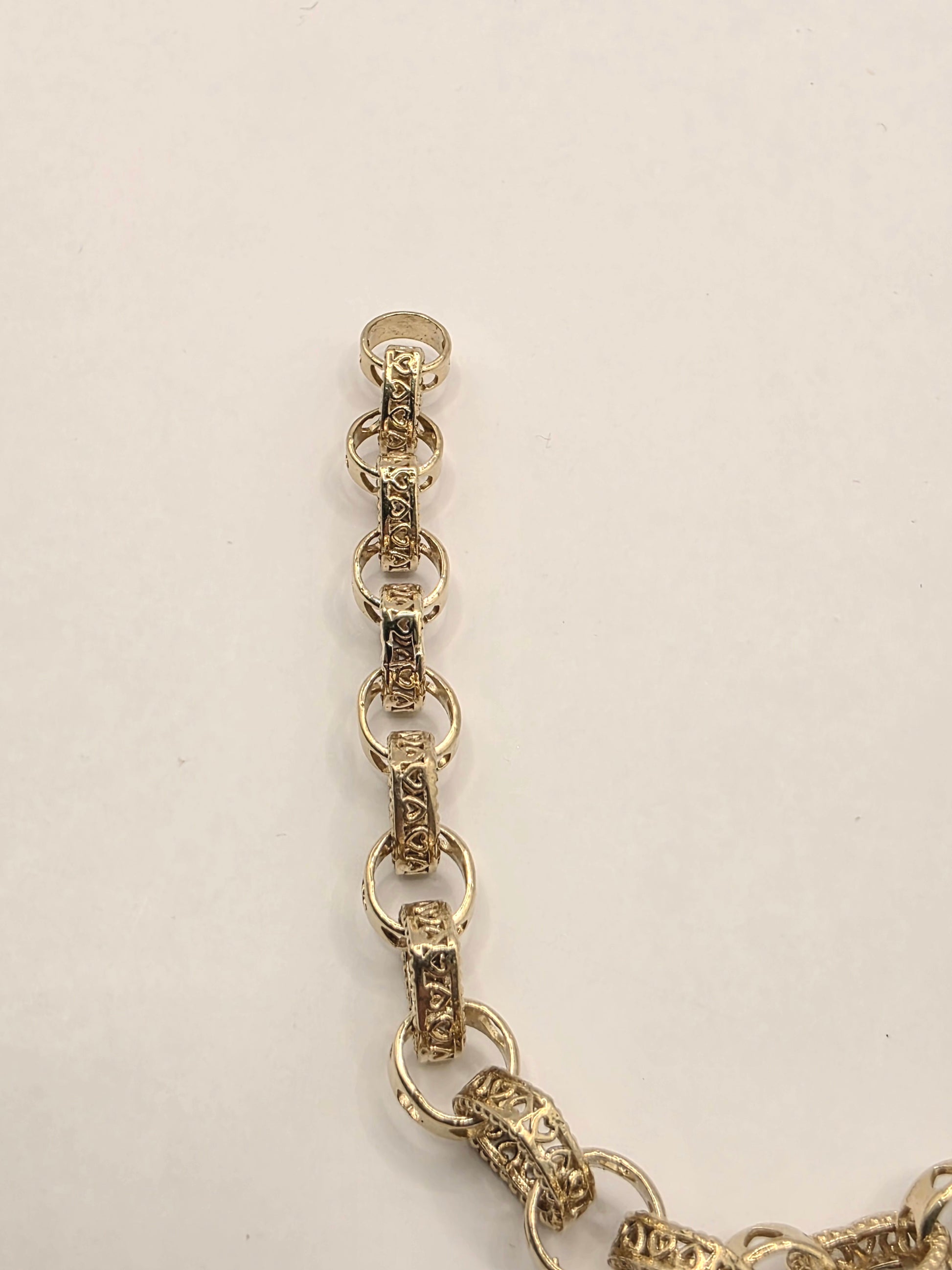 9ct Gold Heart Belcher Bracelet 7" 13.45g