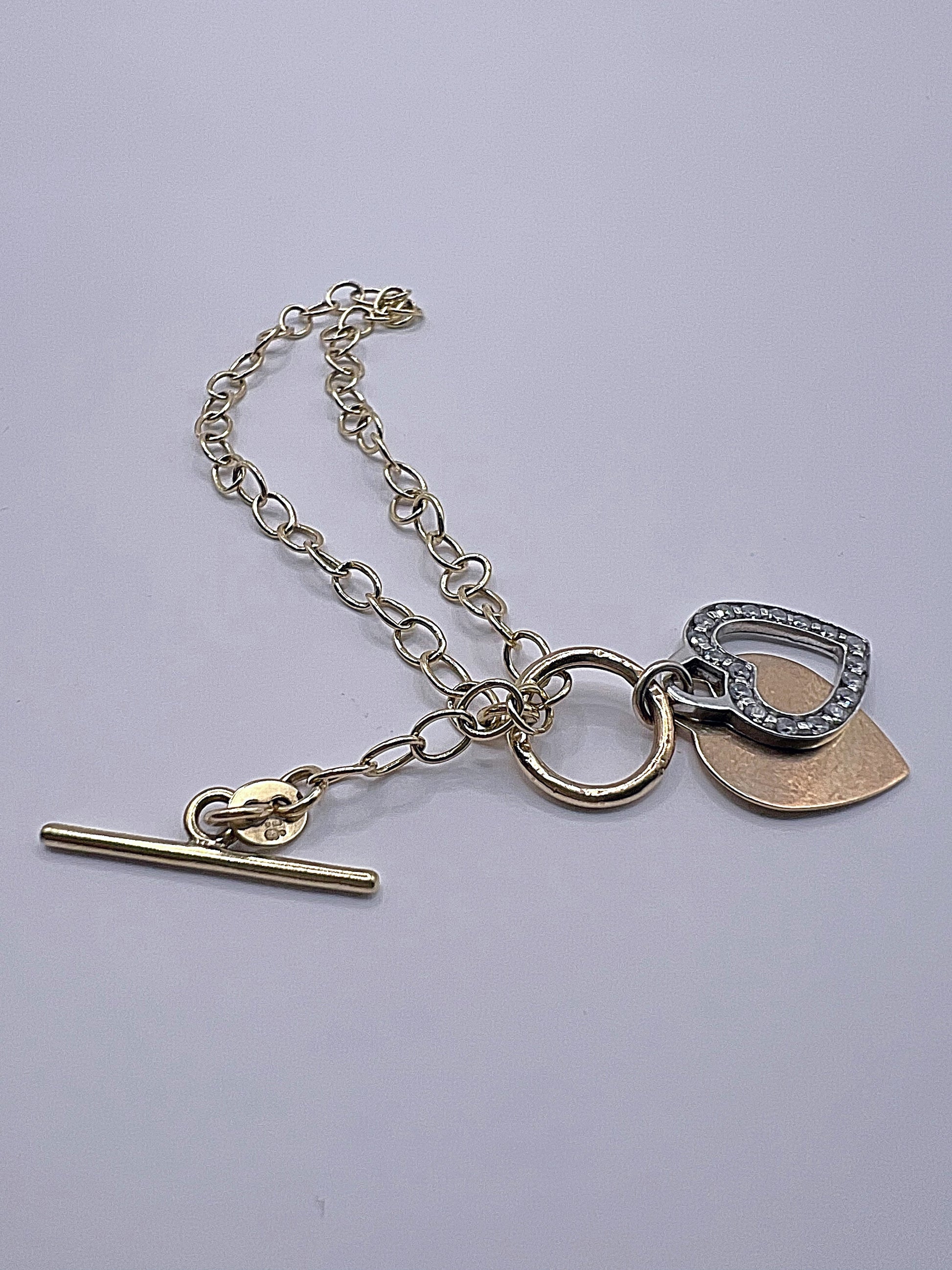 9ct Toggle T Bar Belcher Bracelet with CZ and Plain Gold Heart Pendant