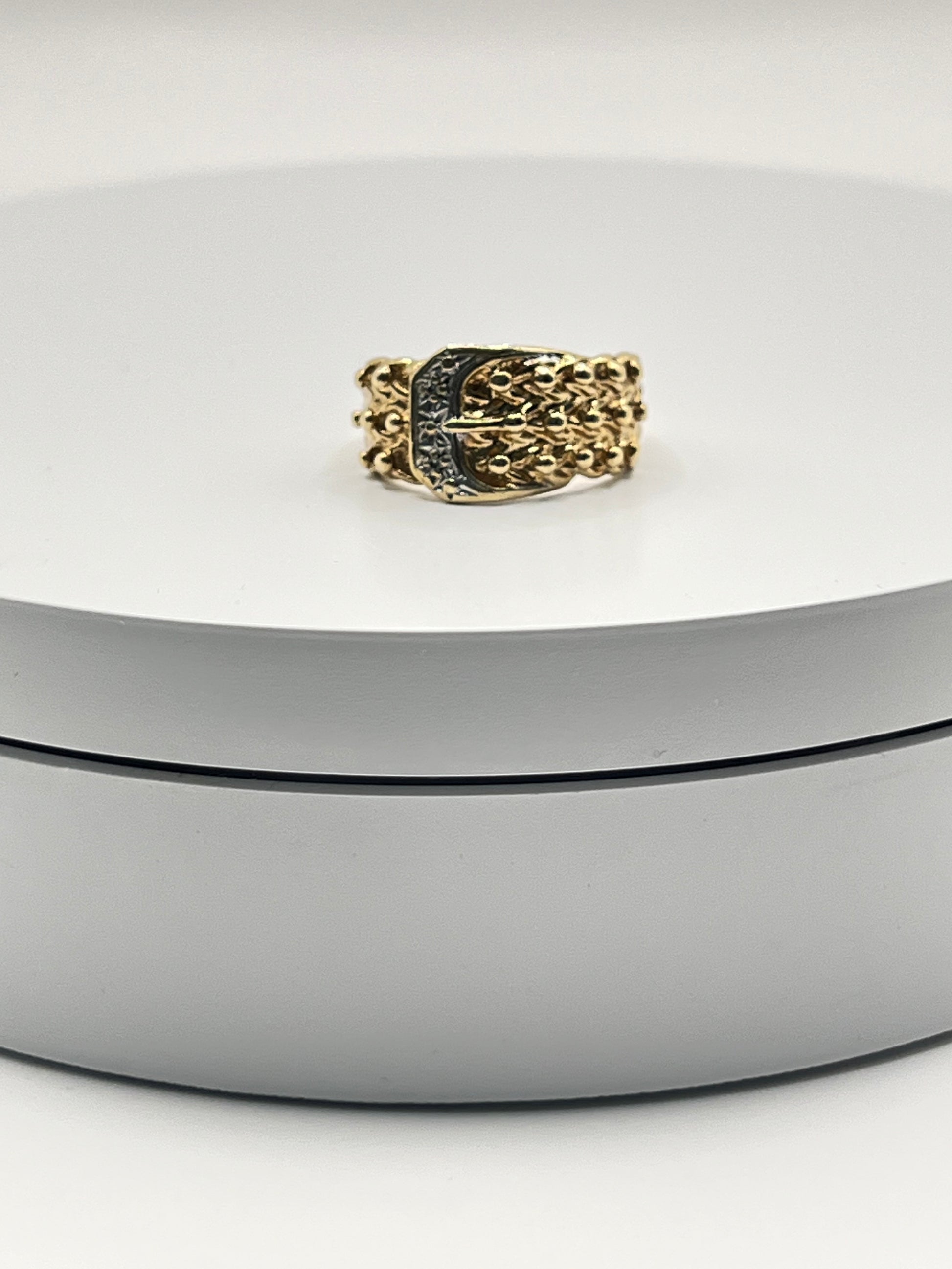 9ct Yellow Gold Diamond Buckle Ring