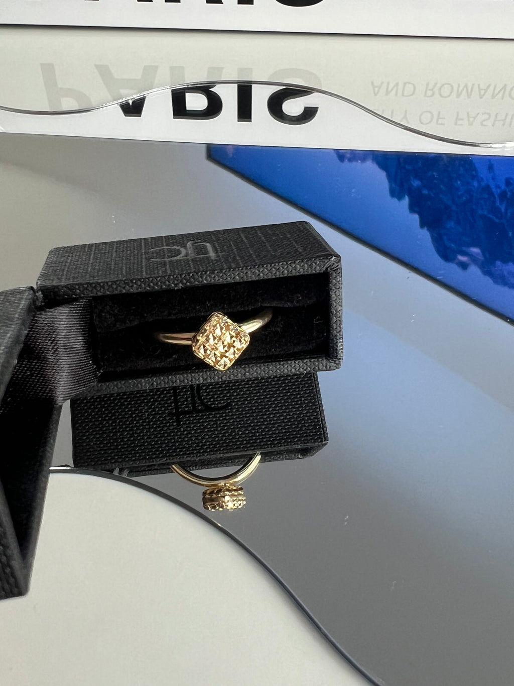 TJC 9ct Gold Diamond-Cut Topped Ring