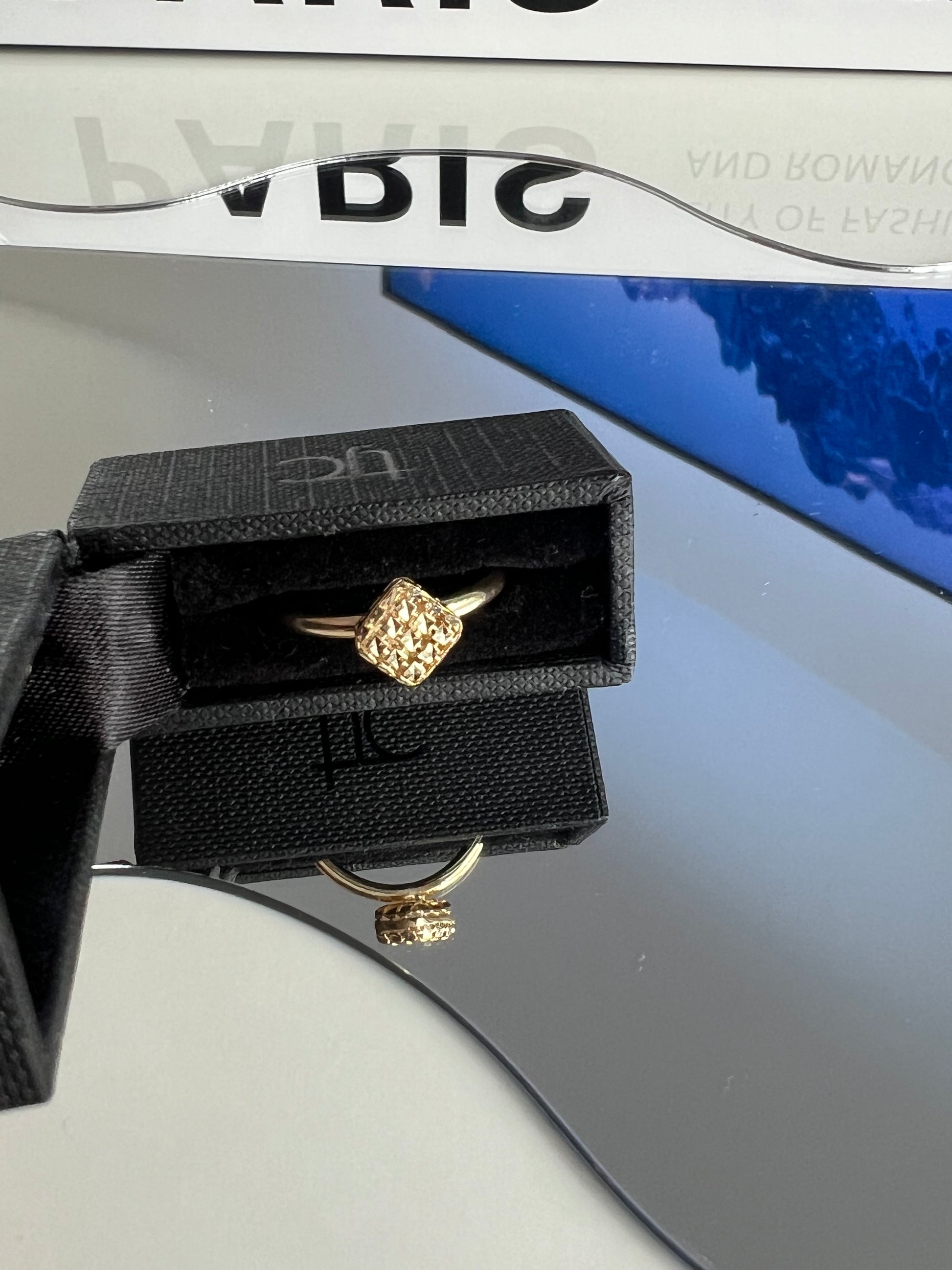 TJC 9ct Gold Diamond-Cut Topped Ring