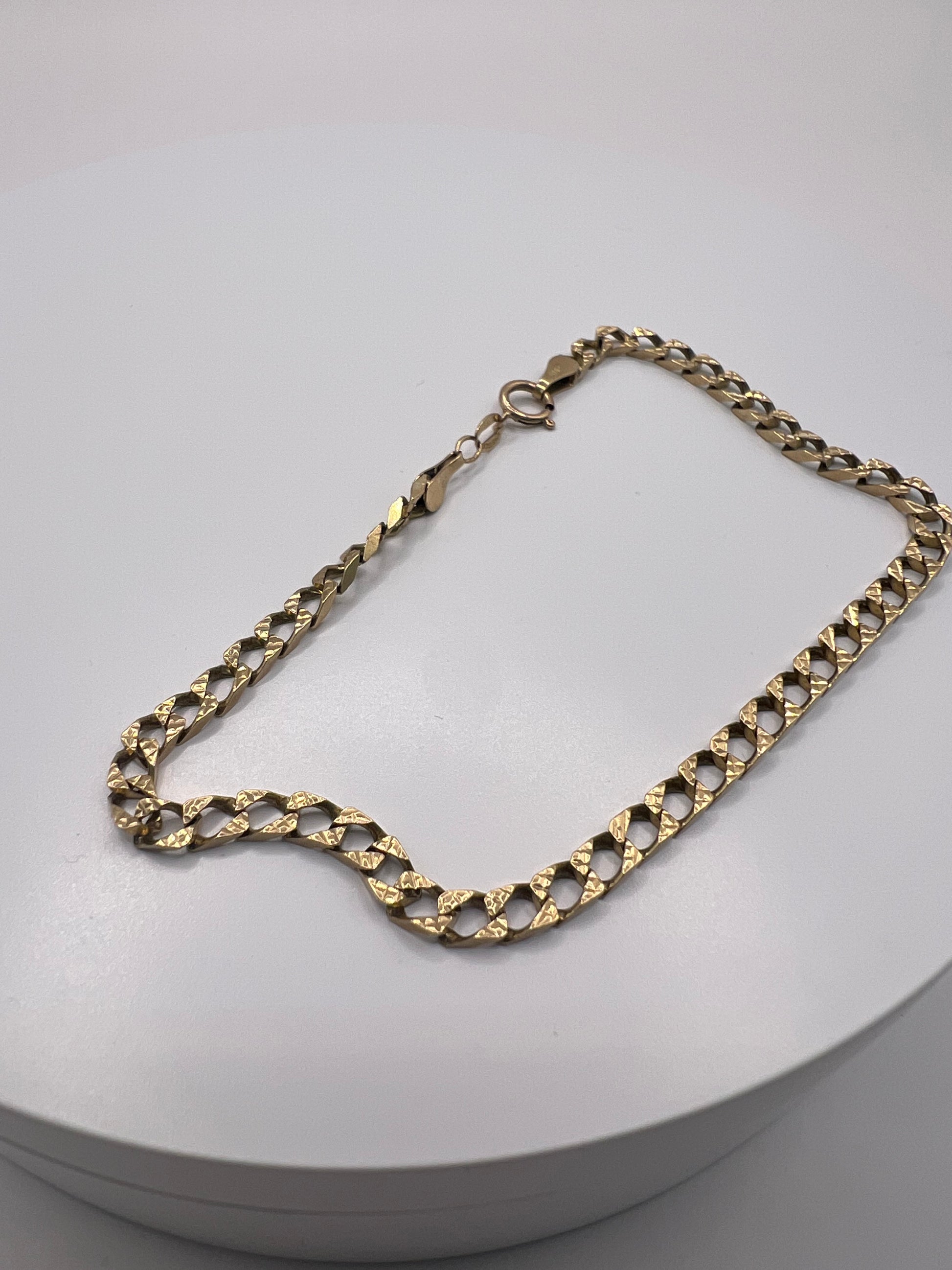 9ct Yellow Gold Curb Bracelet Unisex