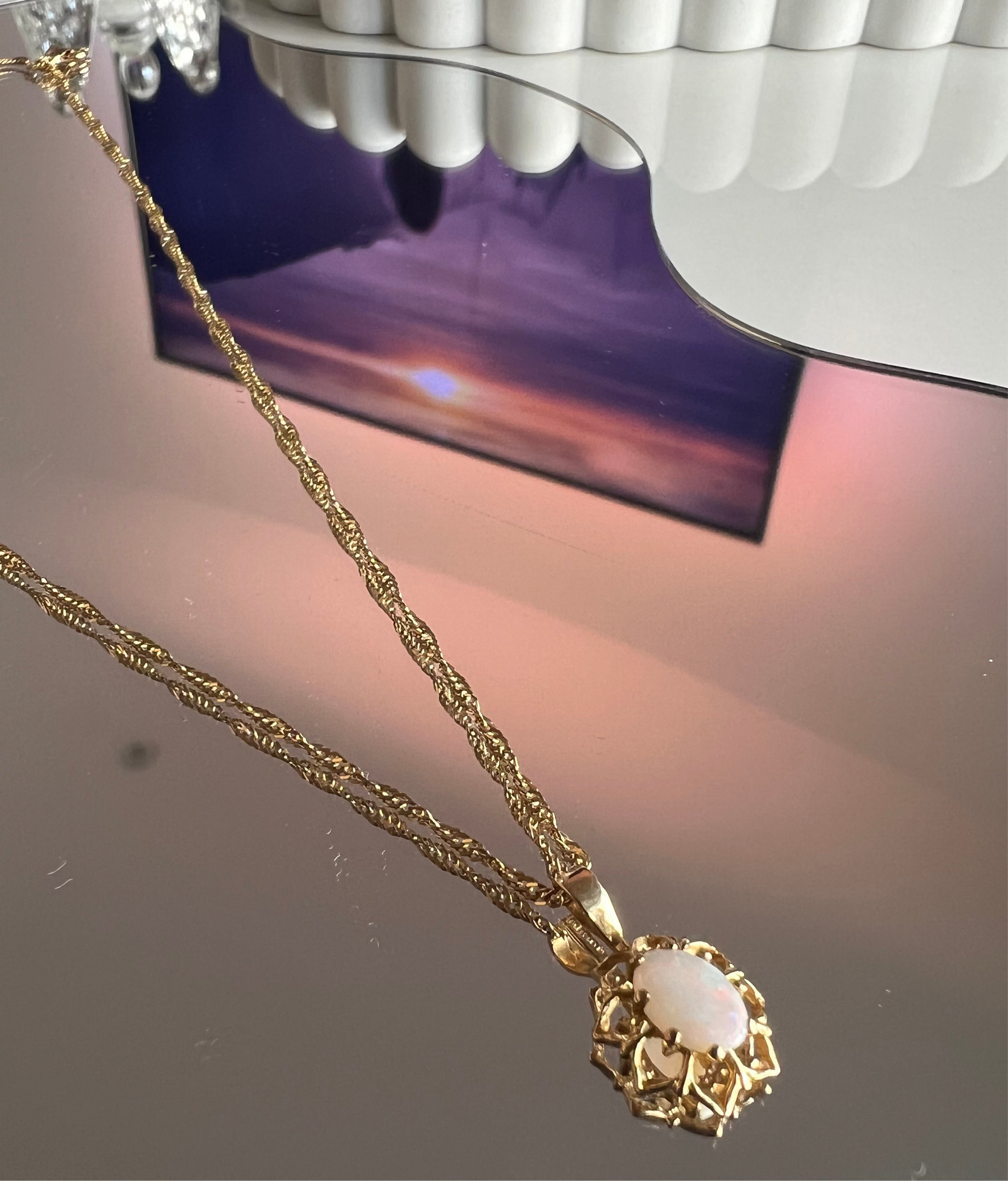 9ct Gold Necklace &  White Opal Cluster Pendant Hallmarked
