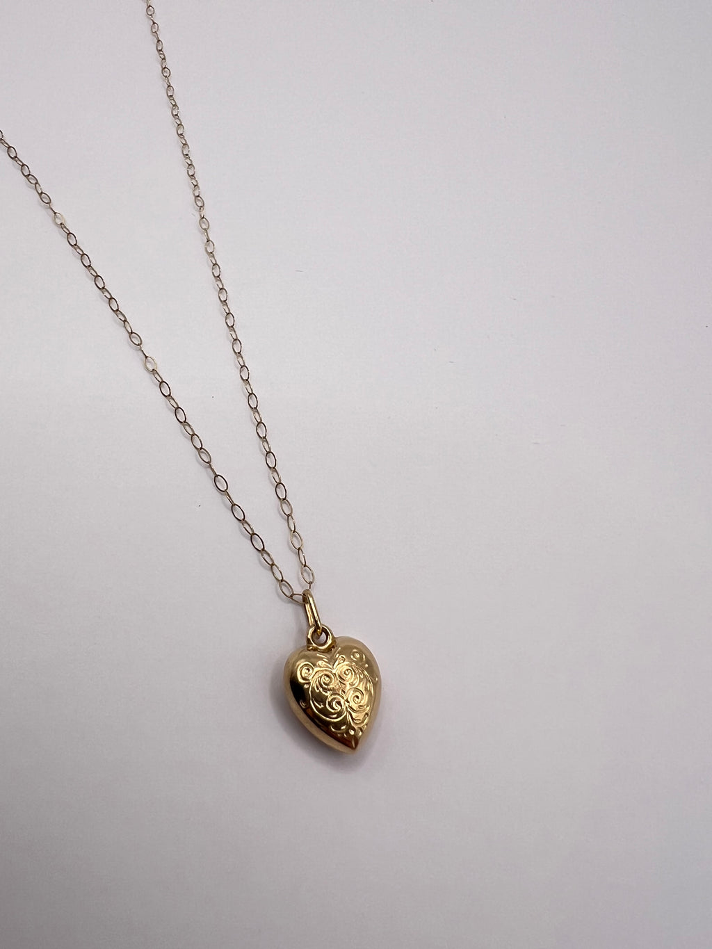 Stunning Victorian 9ct Gold Heart Pendant Necklace