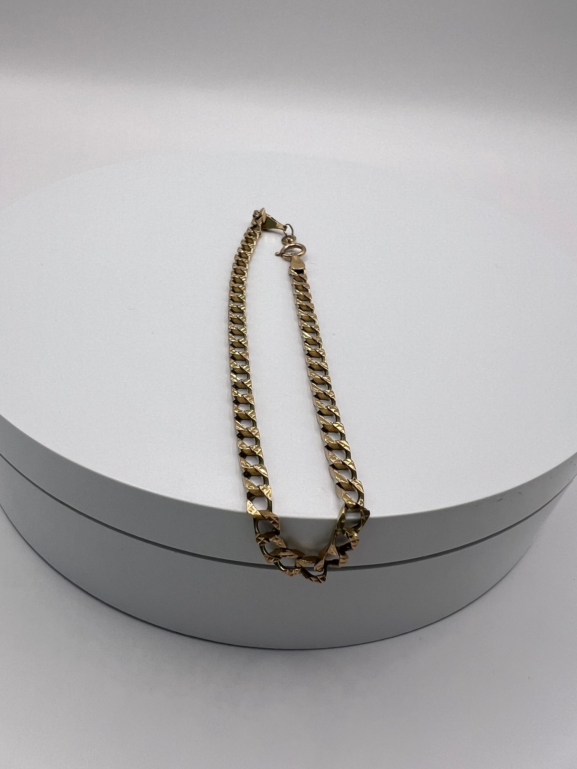 9ct Yellow Gold Curb Bracelet Unisex