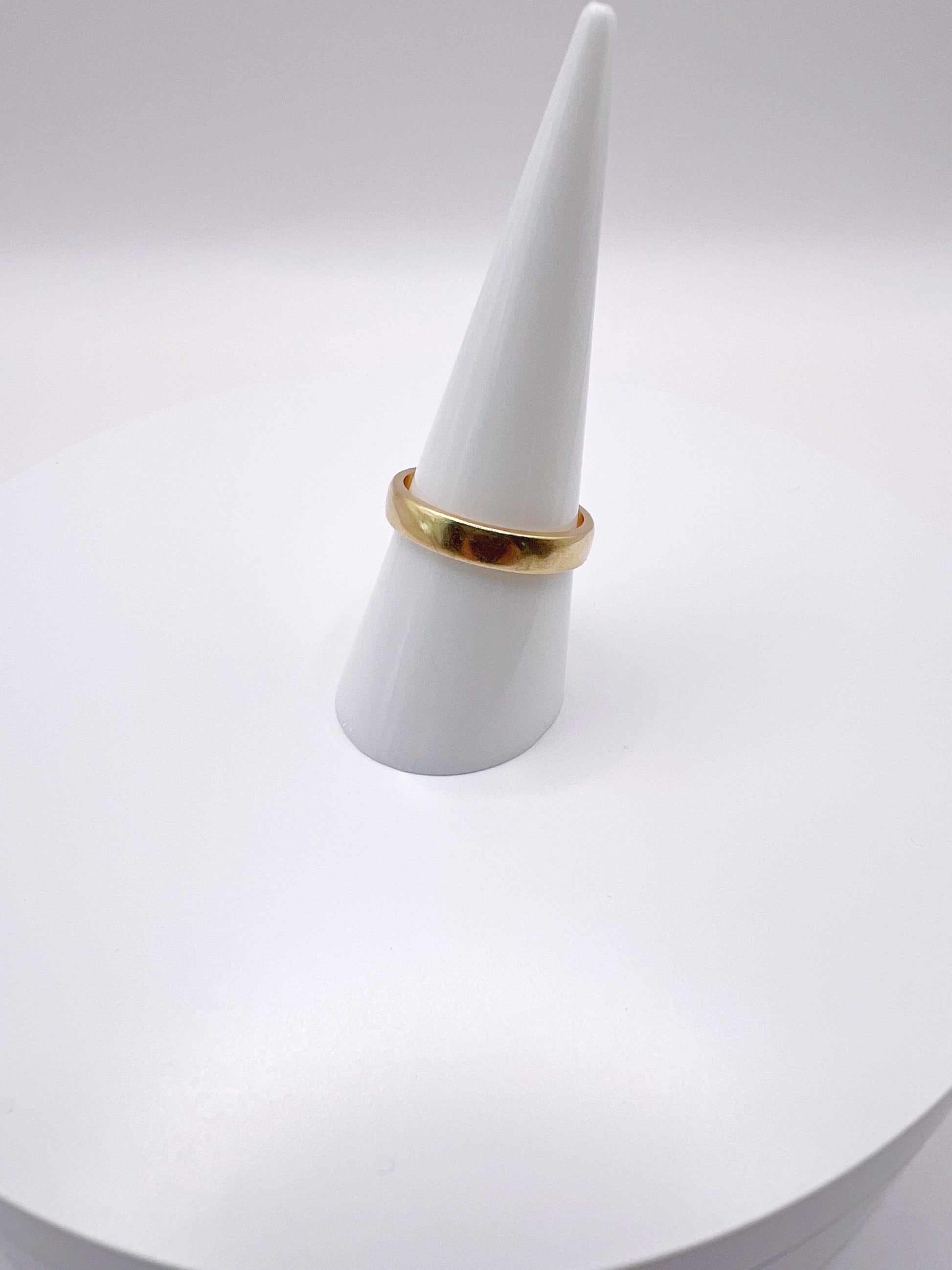 9ct Yellow Gold Wedding Band