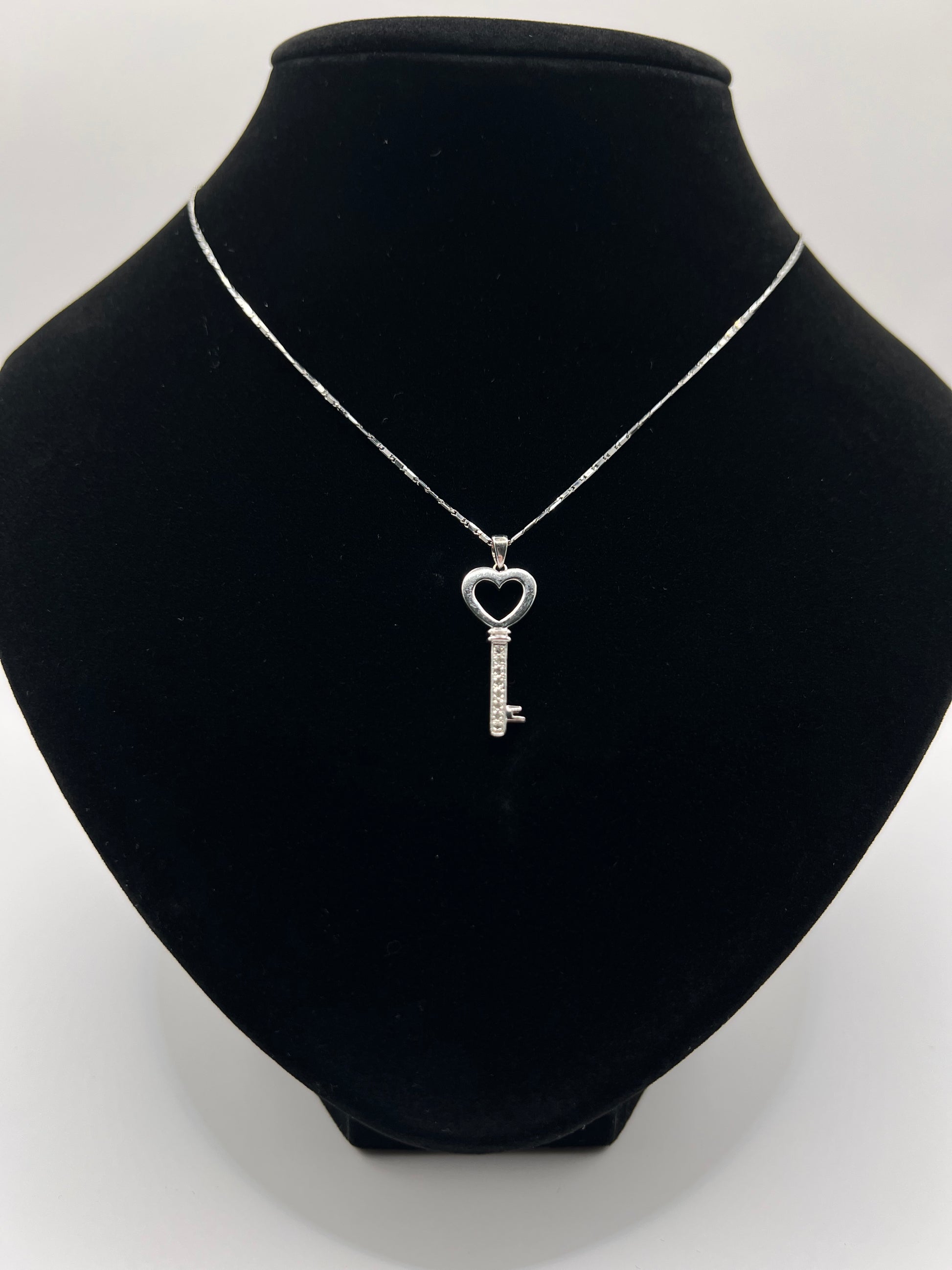 9ct White Gold Diamond Key Style Pendant Necklace