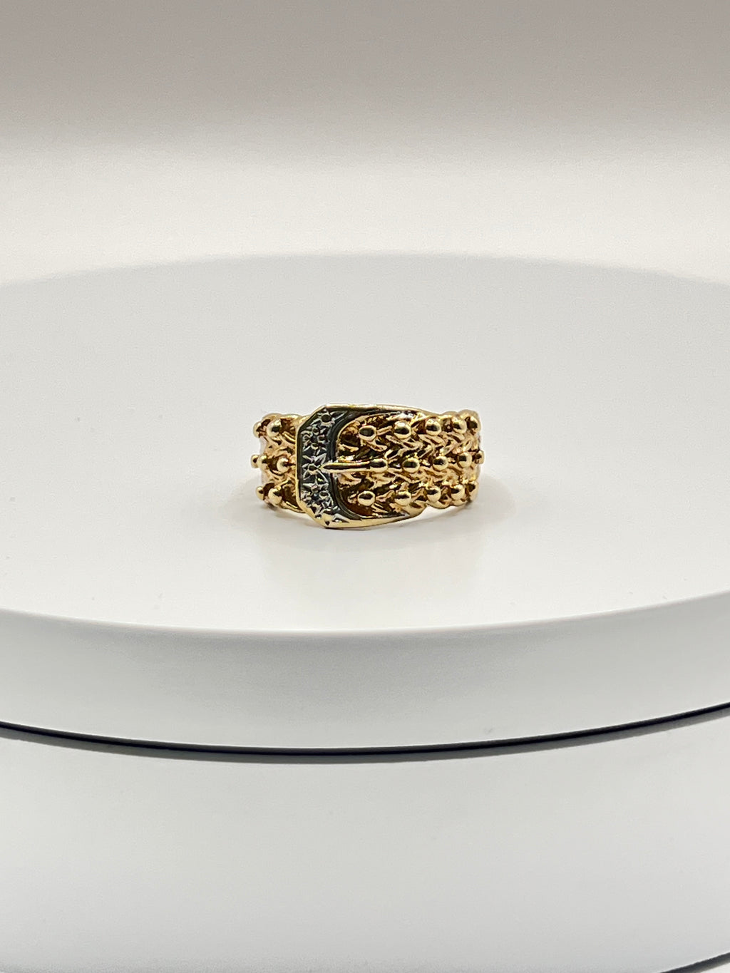 9ct Yellow Gold Diamond Buckle Ring