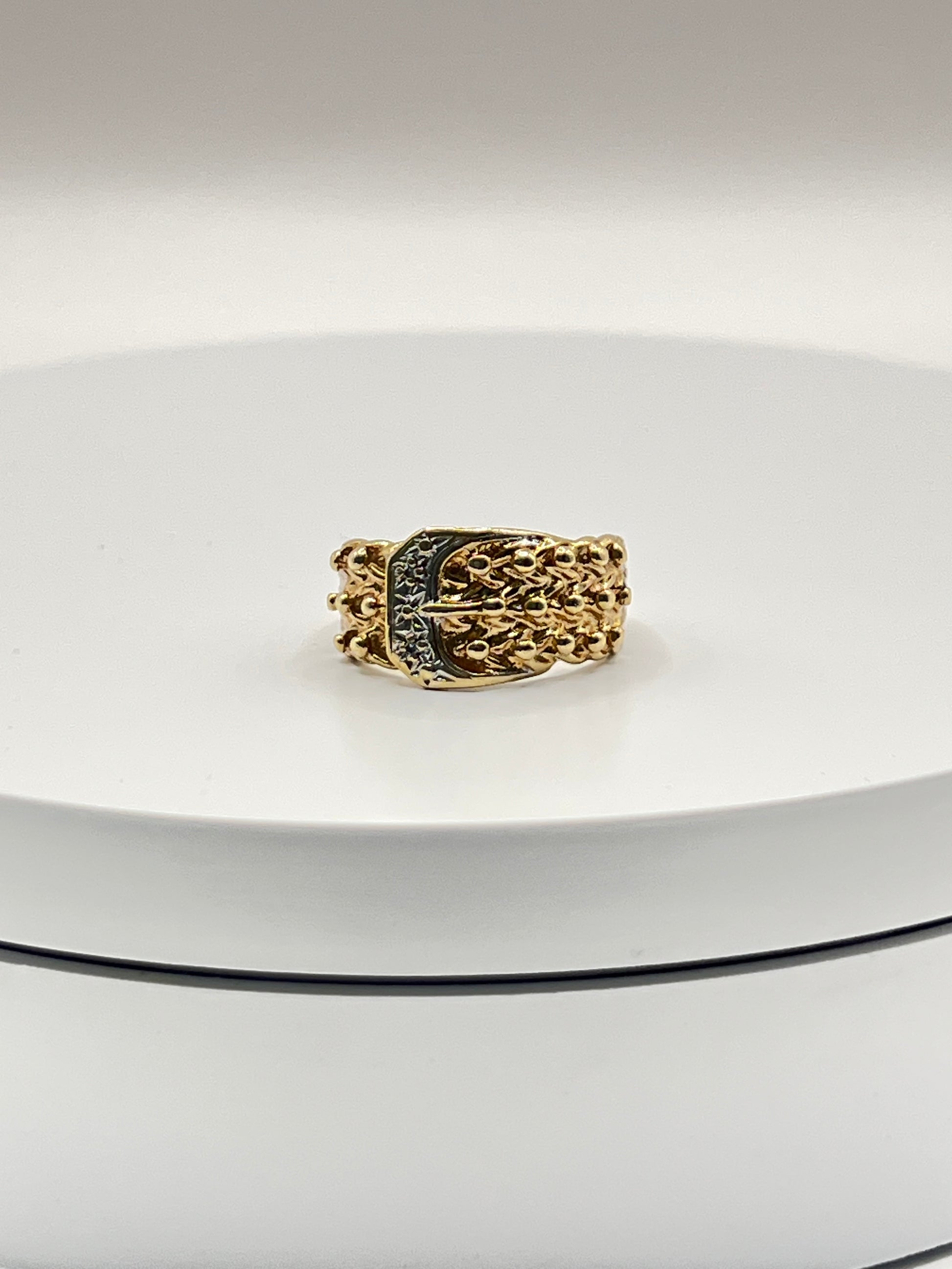 9ct Yellow Gold Diamond Buckle Ring