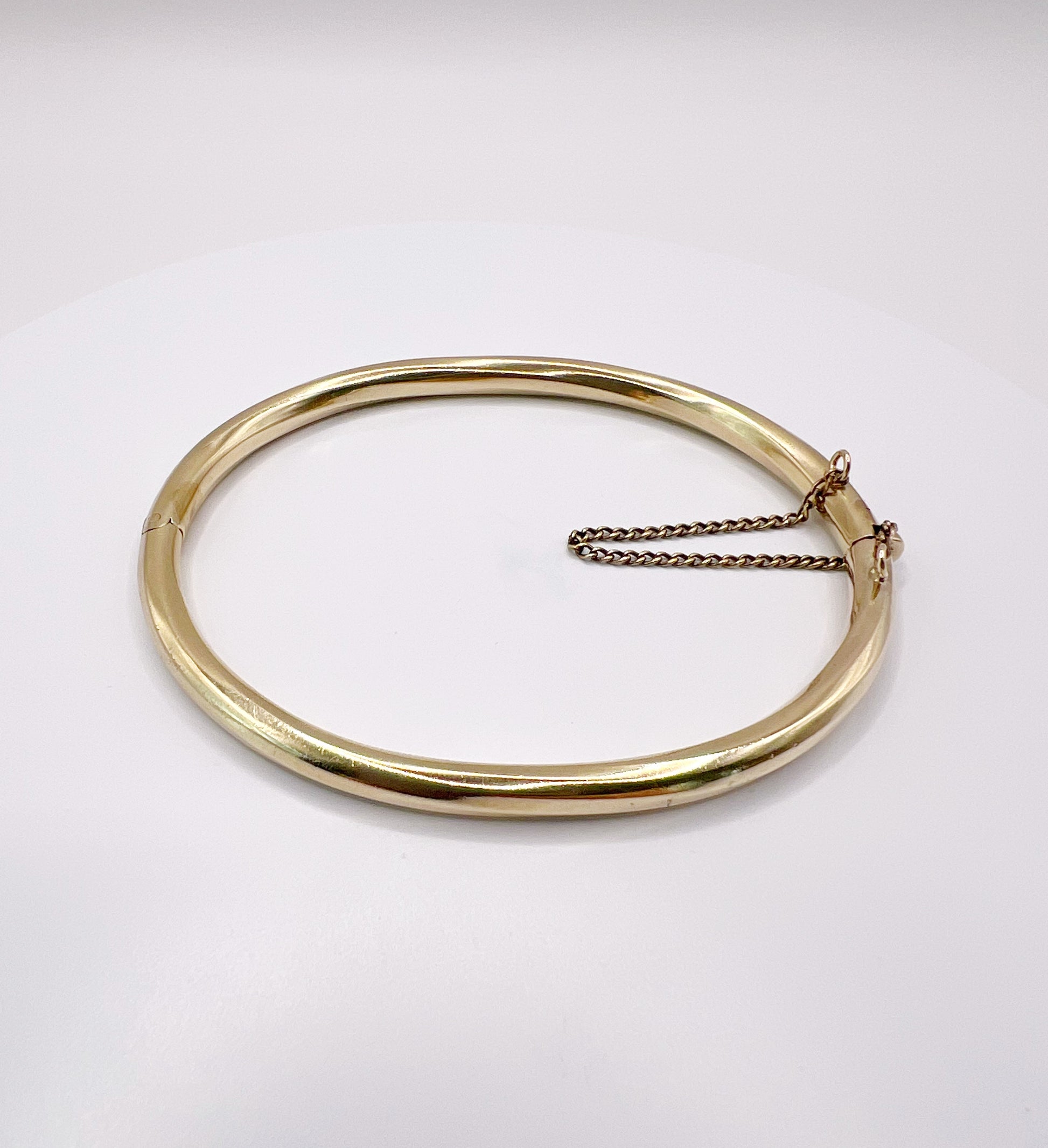 9ct Gold Bangle Bracelet Oval Tube Bangle