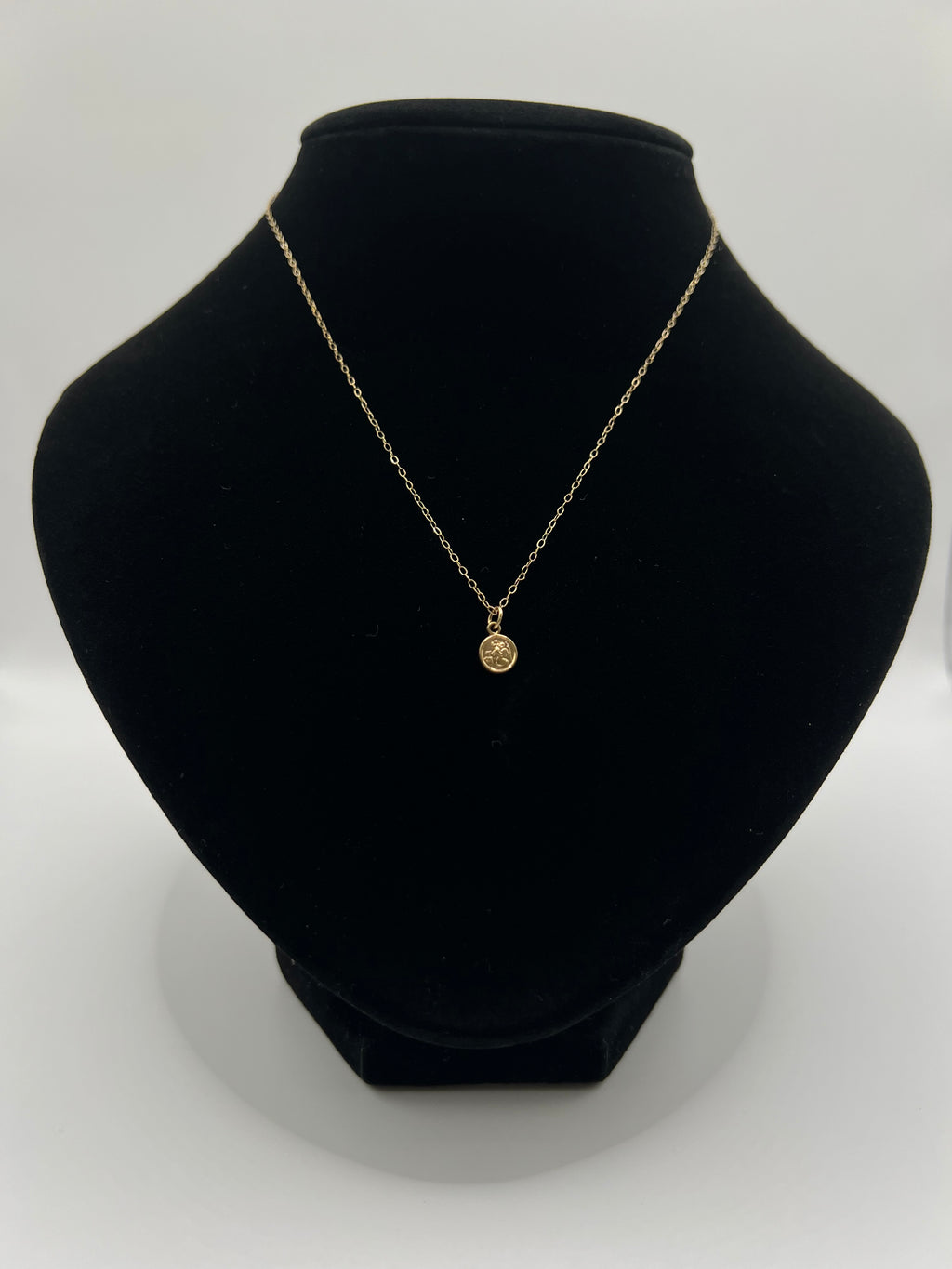 Solid 9ct Yellow Gold Necklace & Pendant Saint Christopher