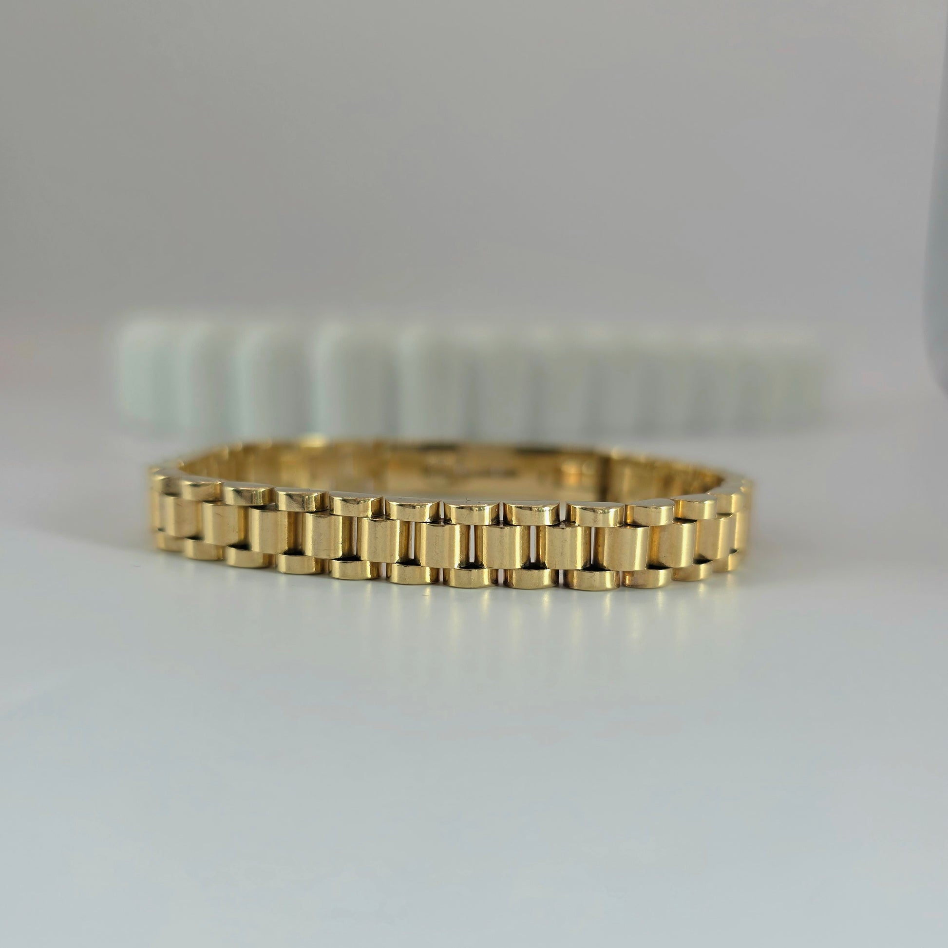 9ct Gold Link Bracelet – 7.5"- Heavyweight - Rare Classic Design