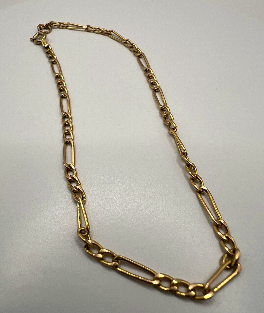 9ct Gold Figaro Chain Bracelet – 8.5"