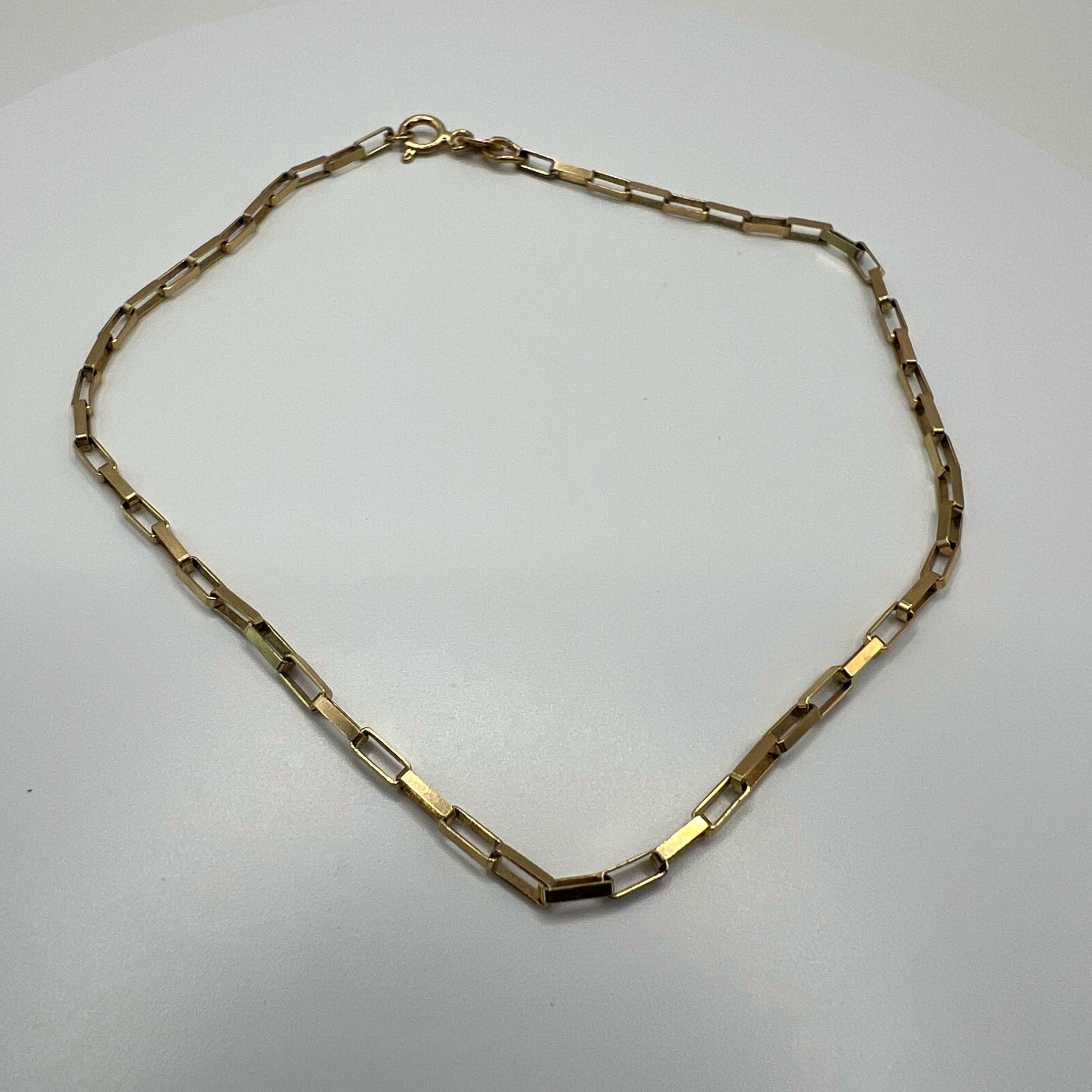 9ct Yellow Gold Paperclip Bracelet – 9”