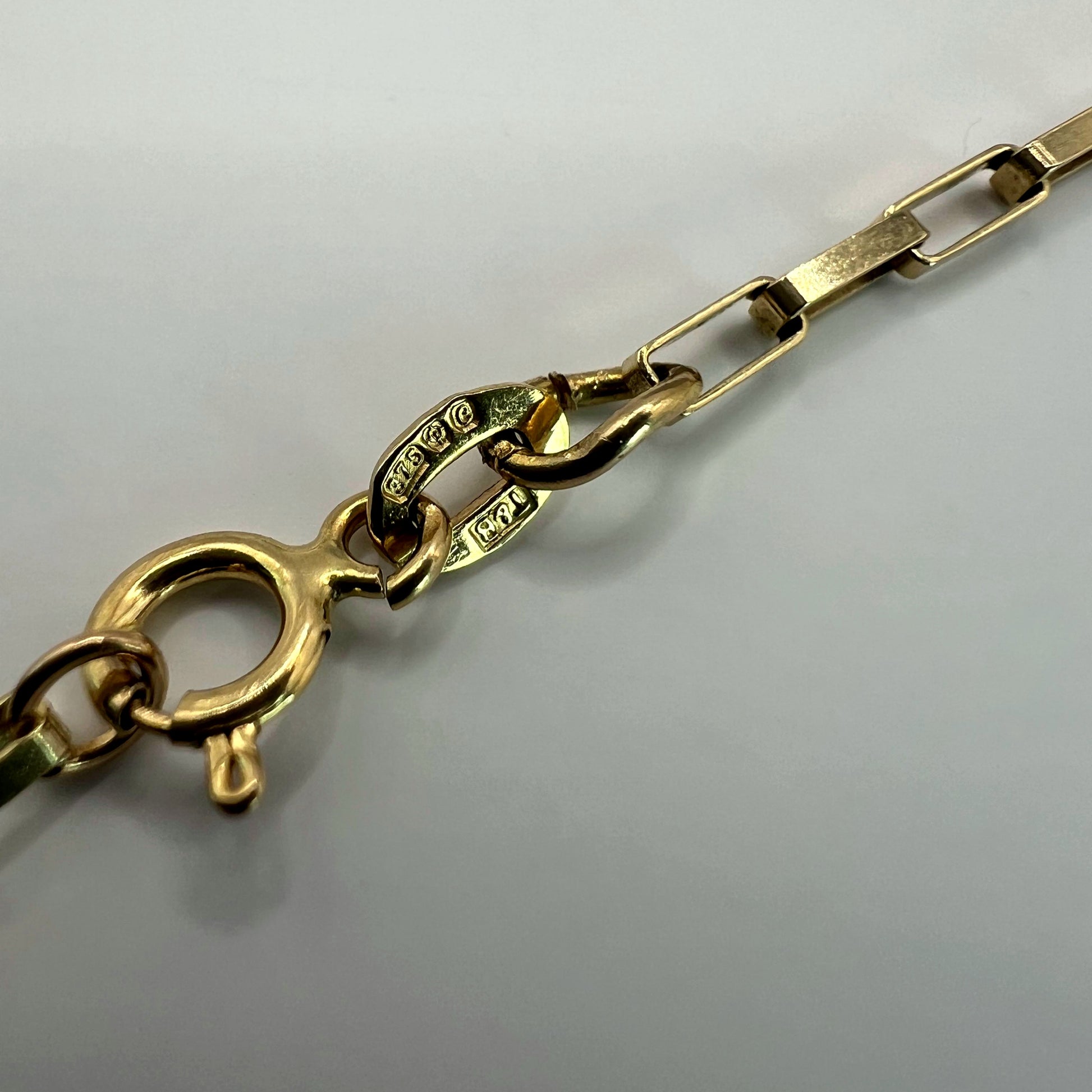 9ct Yellow Gold Paperclip Bracelet – 9”