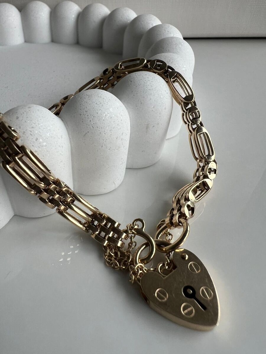 9ct Gold Gate Link Bracelet with Heart Clasp & Safety Chain - 7" - 12.10g