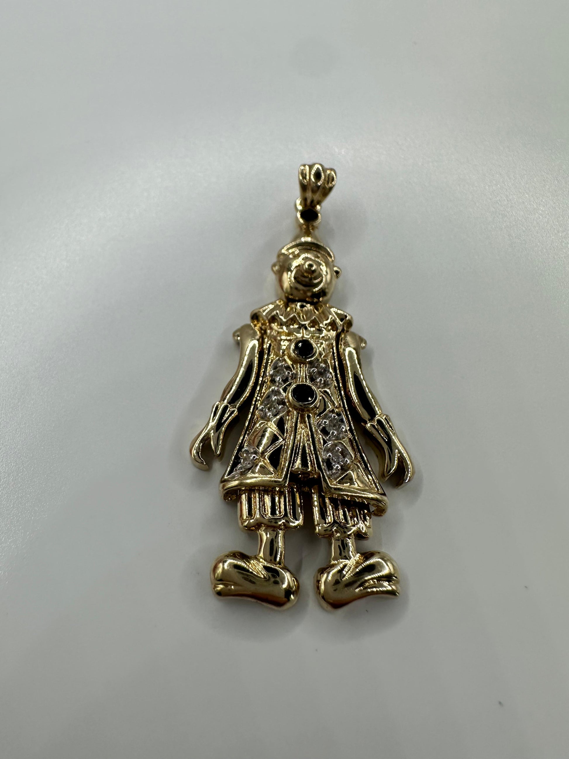9ct Yellow Gold Clown Pendant with Black & Clear Stones – 3.96g
